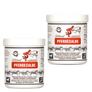 Unguento per cavalli attivato con arnica: cura rinfrescante per i muscoli del cavallo stressati